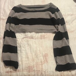 Striped Cropped Sweater - Black & Gray